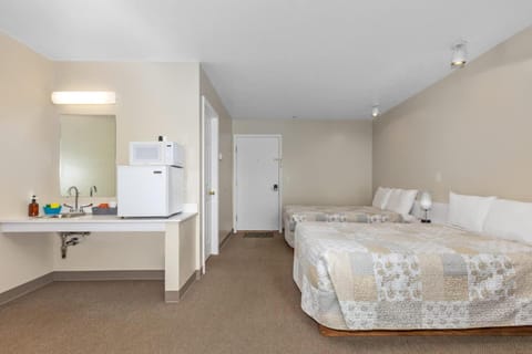 3 Comfort Combined Family Studios Inn in Michigan