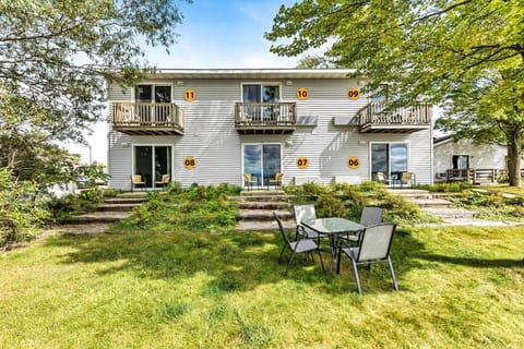 4 Compact Combined Family Studios Inn in Michigan