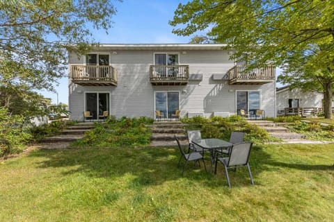 4 Compact Combined Family Studios Inn in Michigan