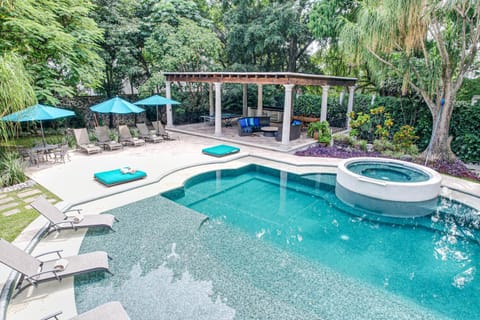 Balcony/Terrace, Swimming pool