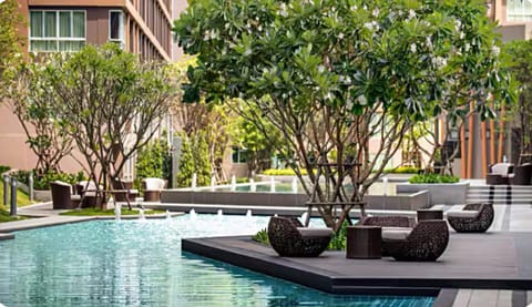 Garden, Swimming pool