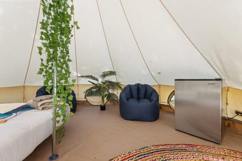 Forest Glamping Retreat with Hot Tub & Fire in Red River Gorge, Wooded with Full Bath House Luxury tent in Kentucky