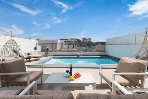 Patio, Day, View (from property/room), Balcony/Terrace, Seating area, Pool view, Swimming pool, sunbed