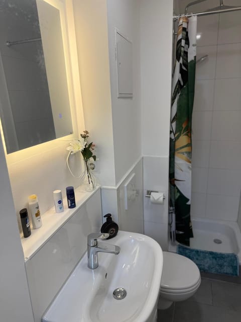 Bathroom, Living room