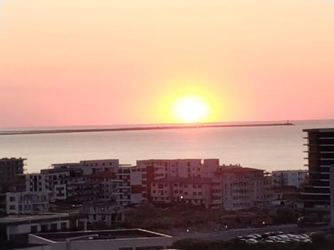 Day, Natural landscape, City view, Sea view, Sunrise, Sunset
