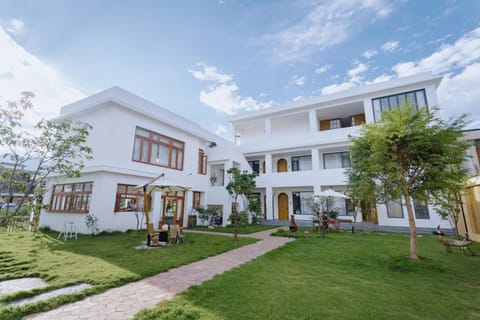 Natural landscape, Garden, Garden view