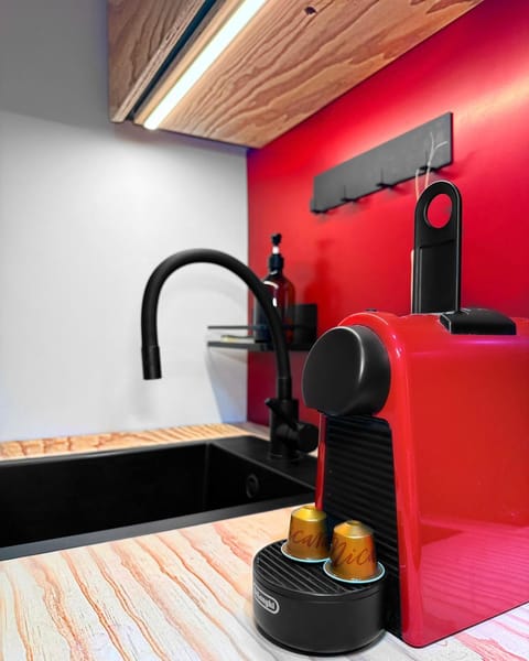 Coffee/tea facilities, Kitchen or kitchenette, Food and drinks