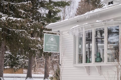 ButtonBall Inn Hotel in South Egremont