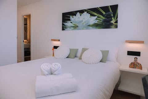 Elegancia y diseño en Vigo by CABANA Rentals Apartment in Vigo