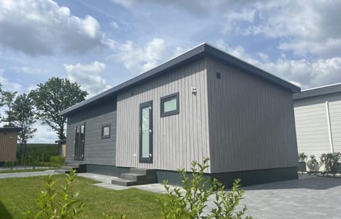 Property building, Facade/entrance, Off site