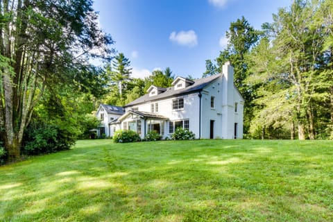 Mountain Views Luxe Highlands Mansion on 6 Acres House in Highlands