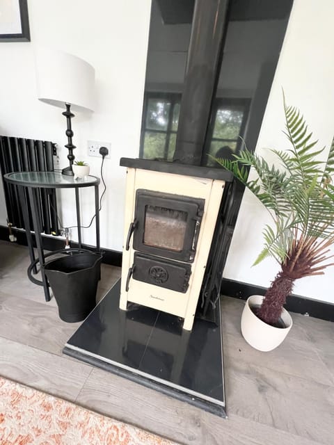 Storeybook cottage House in Oswestry