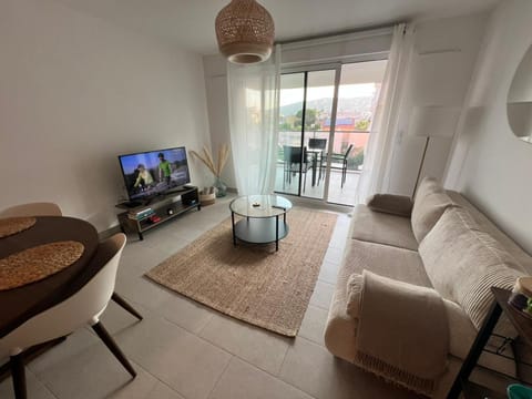 Les Voiles Blanches 126 By Avecoeur Apartment in Antibes