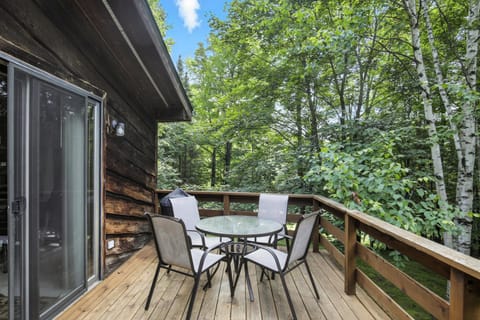 The Treehouse Lakes & Trails Cabin cabin Cabin in Wisconsin