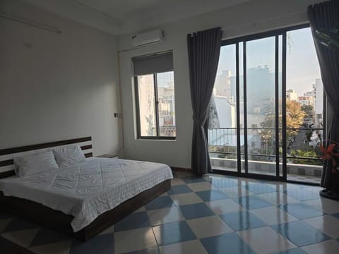 View (from property/room), Balcony/Terrace, Bedroom
