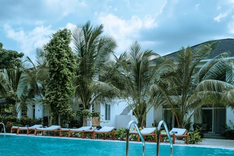 Pool view