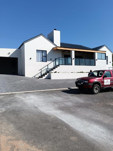 Property building, Parking