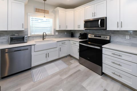 Ocean Commotion House in Surfside Beach