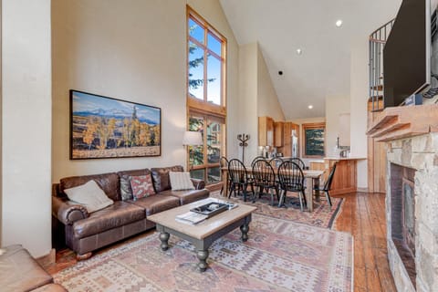 Terraces 1202 - Terraces Pathway Apartment in Telluride