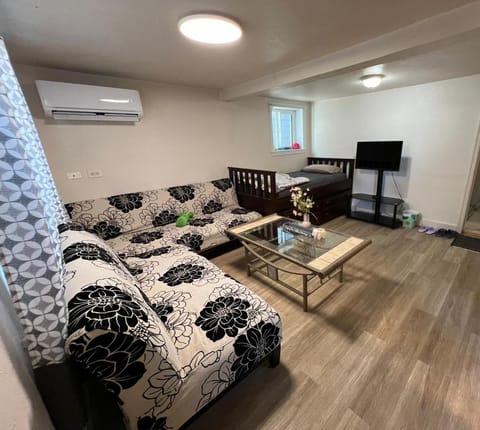 Nanaimo Nest House in Nanaimo