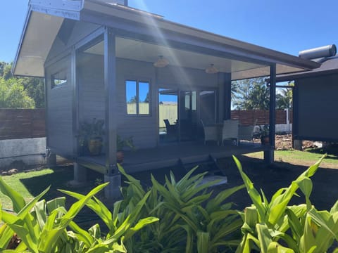 Property building, Facade/entrance, Off site