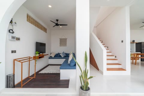 TV and multimedia, Living room, Photo of the whole room, Seating area