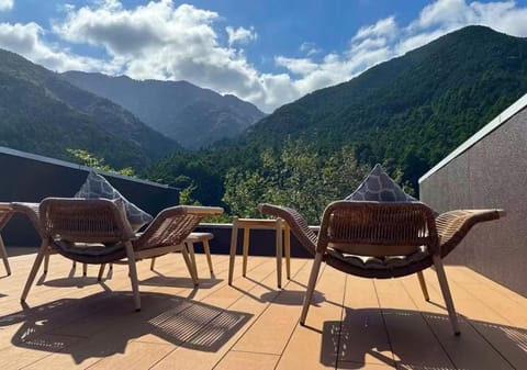 Natural landscape, Balcony/Terrace, Mountain view, sunbed
