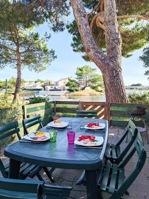 Day, Natural landscape, View (from property/room), Balcony/Terrace, Dining area