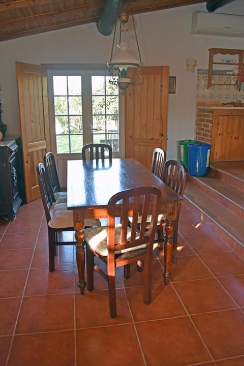 Casal das Laranjeiras House in Óbidos