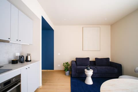 Premier Stay The Garden - 3 min walk to Benina Express Apartment in Province of Brescia