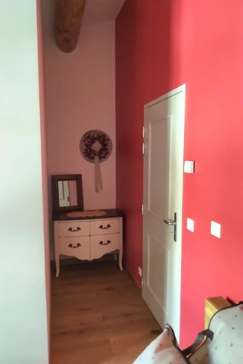 Mas des Treilles - Chambre d'hôtes "Côté Villages" Bed and Breakfast in Forcalquier