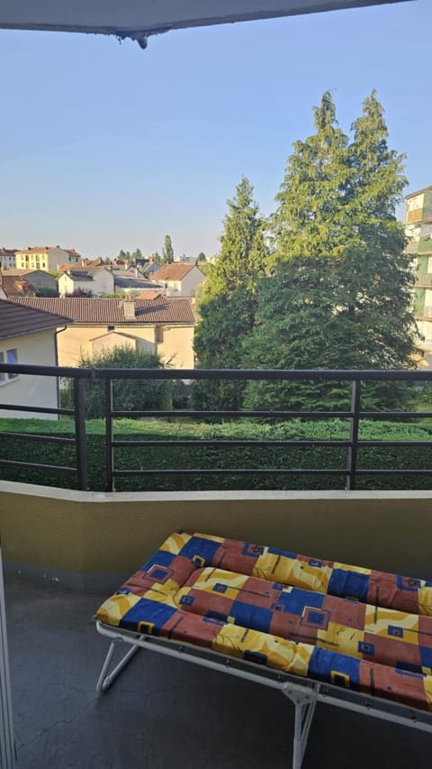 Central-parking-balcon-confortable Apartment in Auvergne-Rhône-Alpes
