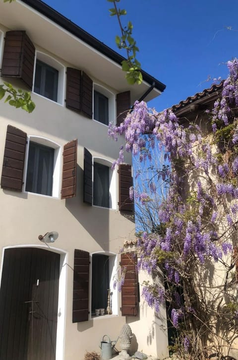 Property building, Spring, Garden