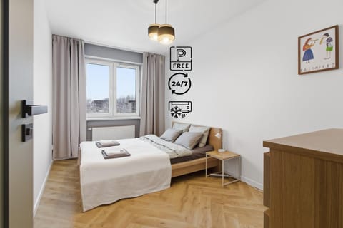 Bed, Bedroom, Parking, air conditioner