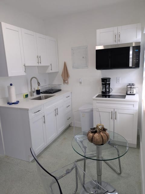 Villa Clara ICON-Little Havana Apartment in Brickell