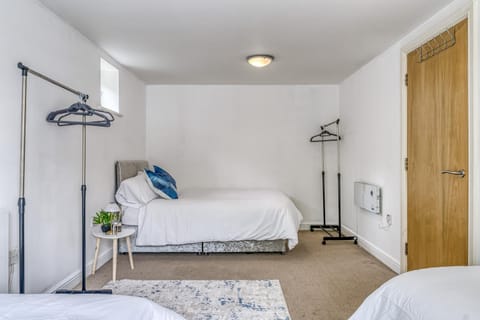 Bed, Photo of the whole room, Bedroom, towels, wardrobe