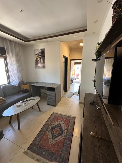TV and multimedia, Living room, Photo of the whole room, Seating area, Evening entertainment