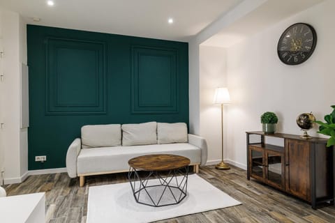 Communal lounge/ TV room, Living room