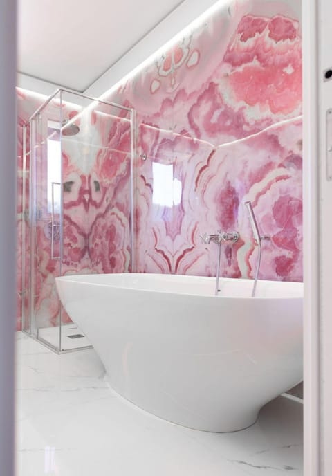 Luxury modern apartment on the lake Apartment in Province of Brescia