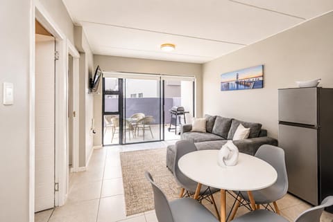 View (from property/room), Balcony/Terrace, Living room, Seating area