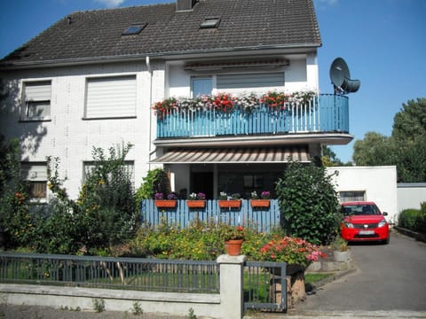 Property building, Summer