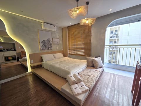 Bed, Photo of the whole room, Bedroom, towels, air conditioner