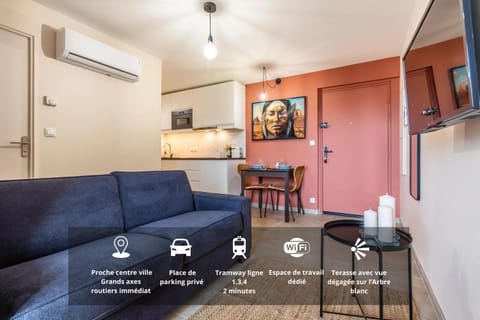 TV and multimedia, Kitchen or kitchenette, Living room, Dining area