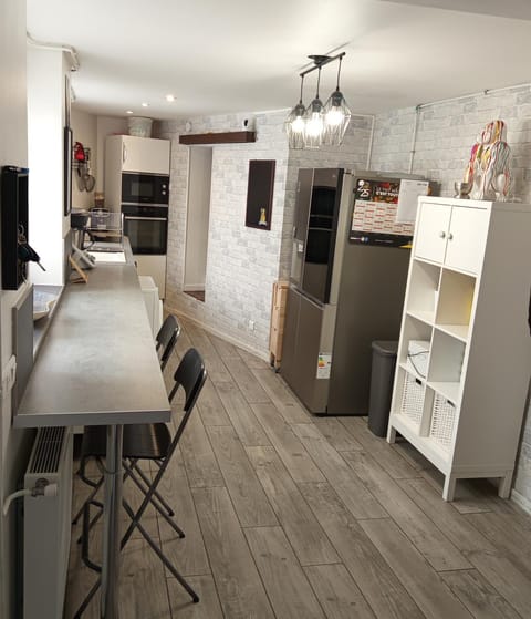 Elohan House Bed and Breakfast in Pontoise