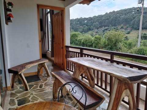 Escape to a dreamy cabin Cabin in State of Michoacán