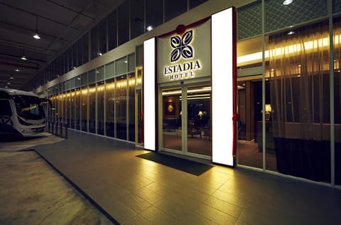 Property building, Facade/entrance, Property logo or sign, Activities, View (from property/room), Lobby or reception, Other, Decorative detail, City view, Street view