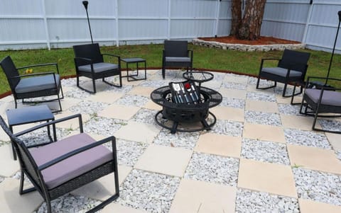 Patio, Garden view, Sunset, Inner courtyard view
