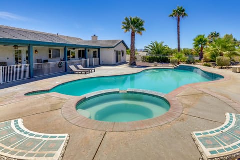 Pool, Spa and Mountain Views Apple Valley Retreat! House in Apple Valley