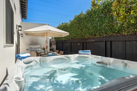 Seaside Spiral House in La Jolla