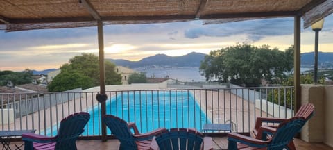 Maison porticcio vue mer chez Olivier House in Ajaccio